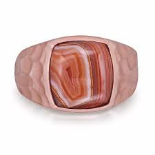 The most common minerals found in texas include agate, chalcedony, petrified wood, jasper, quartz, and barite. Red Lace Agate Stone Ring Lmj Wolf Badger