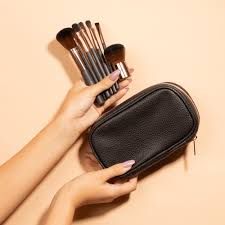 beauty with by nature brush set