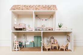 build your own wooden dollhouse nick