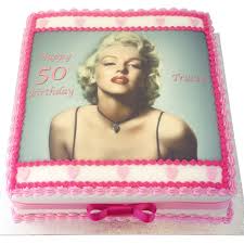 Photogallery of marilyn monroe updates weekly. Marilyn Monroe Birthday Cake Flecks Cakes