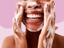 dry skin around the mouth causes and