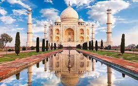 history and facts about the taj mahal
