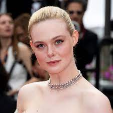 elle fanning latest news pictures