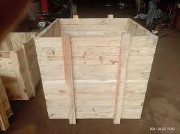 square 2 feet wooden pallet box for