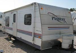 Used 2004 Fleetwood Pioneer 23t6