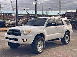 2007 toyota 4runner with 17x7 5 30 oem