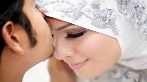 Teks doa suami untuk istrinya yang ampuh dan mustajab sesuai sunnah rasulullah saw. Ciumlah Kening Isteri Sebelum Pergi Bekerja Disitu Letaknya Kebahagiaan
