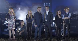 Season 3 opens with the bau investigating a spree killer who targets brunette women at a small college in flagstaff, arizona only to find themselves doubting their skills as profilers when another body is found while the prime suspect is in custody. Criminal Minds Season 1 Soundtrack Tunefind