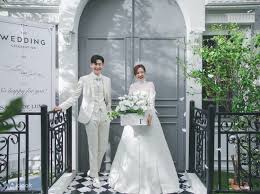 korean indoor pre wedding photoshoot in