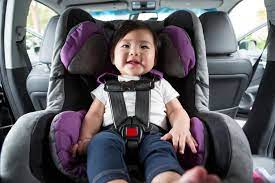 Child Facing Backward In Car Seat