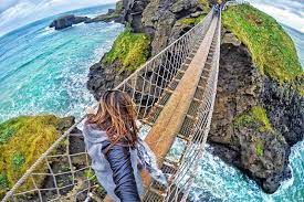 rope bridge northern ireland carrack