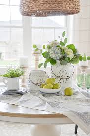 dining room table centerpiece ideas