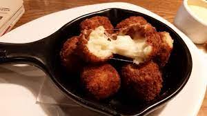 mac n cheese bites picture of outback