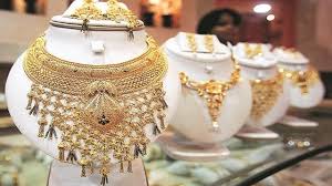 gold rates decreases for 24 carat and
