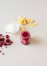6 tasty diy berry lip balms for summer
