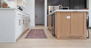 which flooring color goes best with my