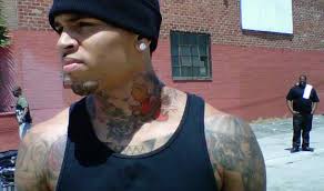 Chris brown's neck tattoo artist: Chris Brown Adds Ink Of Lion To His Neck Singersroom Com