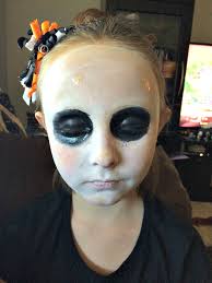 how to do easy broken doll halloween makeup