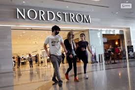 nordstrom pay to their employees