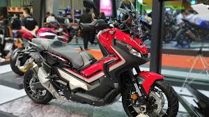 Presently, honda has launched it in japan with a beginning cost of it is really in light of honda nc750x and integra, utilizing a 745 cc, parallel twin engine creating 54 ps of most extreme power and 68 nm of torque. Honda X Adv New Adventure 750 Cc Youtube