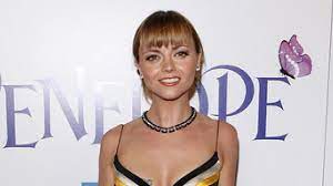 Buy movie tickets in advance, find movie times, watch trailers, read movie reviews, and more at fandango. Die Wandlung Der Christina Ricci