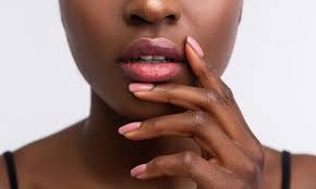 how to manage psoriasis on your lips