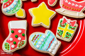Best pictures of christmas cookies decorated from 1 sugar cookie dough 5 ways to decorate sallys baking.source image: The Best Christmas Cookies Ever Favorite Family Recipes