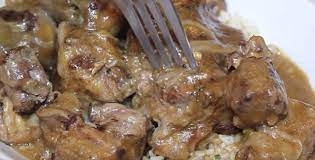 slow cooked southern smothered oxtails