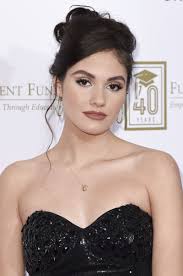 Olivia was born in texas to immigrant parents from mexico. On My Block Star Ronni Hawk Has Apologized For Past Pro Trump Tweets Saying She S Evolved