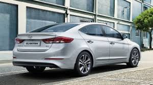 The 2018 hyundai elantra base sedan with manual transmission has a manufacturer's suggested retail price (msrp) starting just under $18,000. Hyundai Elantra 2021 Philippines Price Specs Official Promos Autodeal