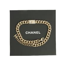 chanel chain link cc necklace at the