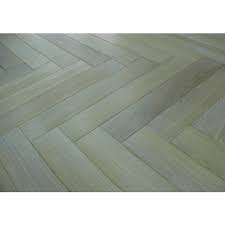 parquets floor covers skirting boards