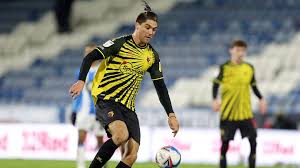 The player's height is 190cm | 6'2 and his weight is 83kg. Francisco Sierralta Suma Equipos Interesados En La Premier League Central Deportes