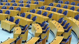 Tweede kamer twijfelt over avondklok: Kiesraad Presenteert Uitslag Zetels Pvda En Pvdd Naar Christenunie En Groenlinks De Volkskrant