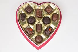 Russell Stover Vs Whitmans Which 5 Box Of Valentines