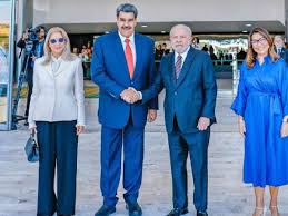 Lula: 'O preconceito contra a Venezuela é muito grande' - Politica - Estado  de Minas