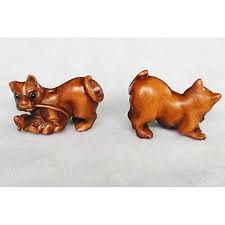 Carved of boxwood, the fudog leans on a ball. Play Carved Boxwood Cat Kitty With Mouse Ojime Netsuke Bead 25x18x8mm Brown 1 Beads Walmart Com Walmart Com