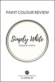 Benjamin Moore Simply White Oc 117