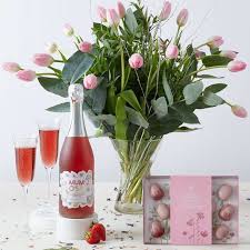This includes m&s' largest store at marble arch, london. M S Has Already Launched Mother S Day Offers Including Free Delivery On Flowers Express Co Uk