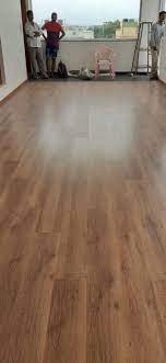 laminate wooden flooring for stylish