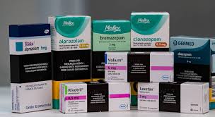 Farmácias vendem em média 123 mil caixas de calmantes por dia no Brasil -  Notícias - R7 Saúde
