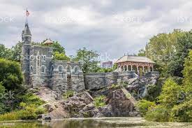 Belvedere Castle In Autumn Central Park New York City Stock Photo -  Download Image Now - iStock