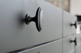 ing kitchen cabinet handles and