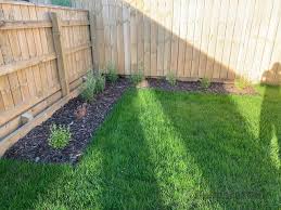 Install Lawn Edging 345144