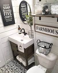 farmhouse bathroom decor