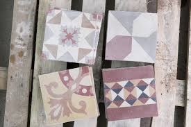 can i use reclaimed tiles on the walls
