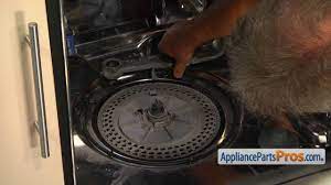 How To: Whirlpool/KitchenAid/Maytag Filter Assembly 8193918 - YouTube