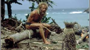 Tom hanks washed up on the beach of an island in a scene from the film 'cast away', 2000. Tom Hanks Ware Bei Den Dreharbeiten Zu Cast Away Fast Gestorben