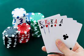 Why Venture Capitalists Should Invest Like Poker Players | INSEAD Knowledge