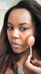 mastering the oval with my makeup brush set